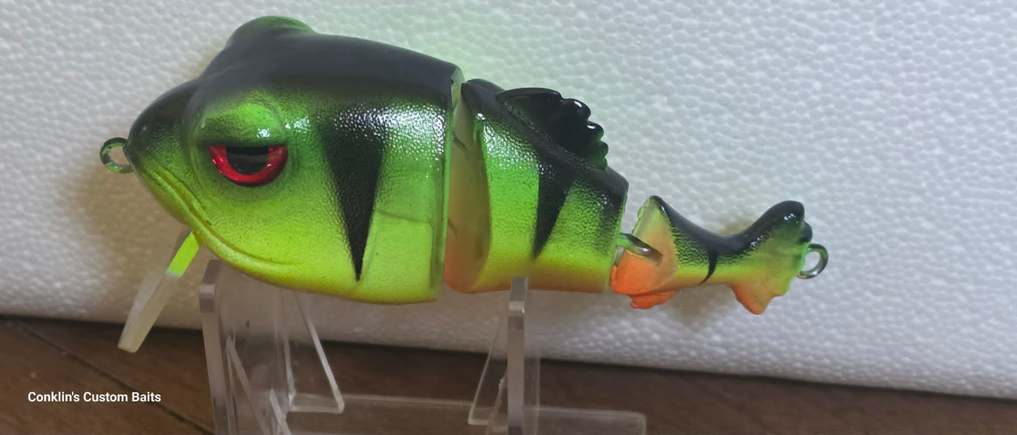 Custom Painted 4.5" Frog Face Wake Bait